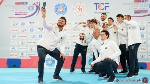 podio mag team foto simone ferraro sfa06654